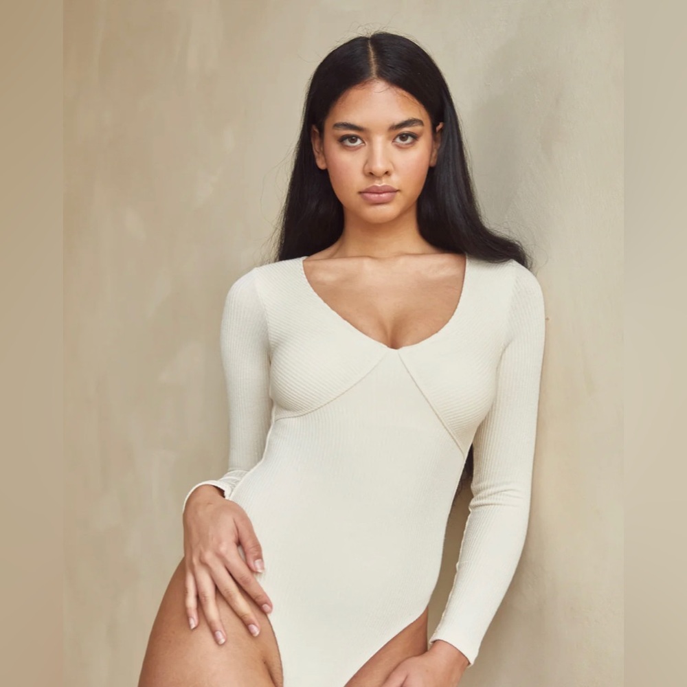 Klassy Network | Ribbed V-Neck Long Sleeve Bramisuit - Cream 🦢